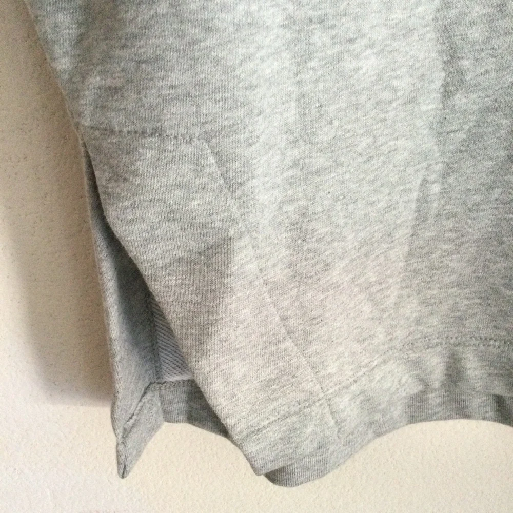 NIKE Dry Versa Mesh Back Training Top Gray Women’s Large